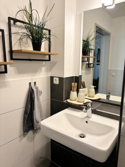 Charming Homes - Studio 10 วอล์ฟสบวร์ก ภายนอก รูปภาพ